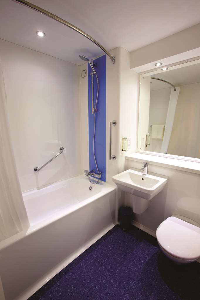 Travelodge Ely Værelse billede